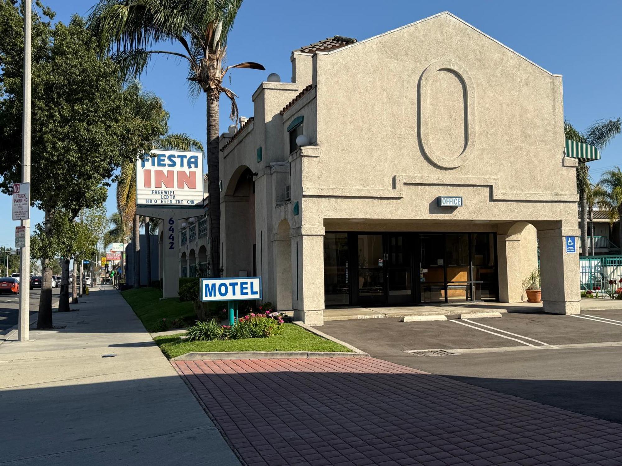 Fiesta Inn Los Angeles - Bell Gardens Ngoại thất bức ảnh